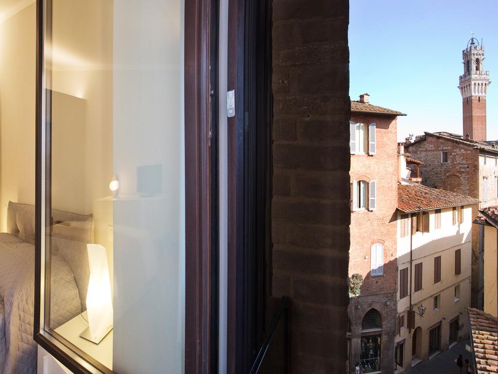 Il Tolomei - Central In The Middle Of Main Street Siena Ruang foto